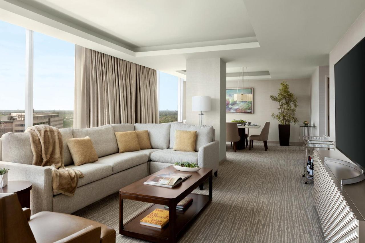 Hotel Intercontinental Houston By Ihg Exterior foto